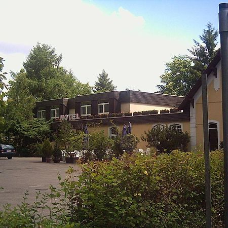 Hotel Forsthaus St. Hubertus Groß Grönau Exterior foto